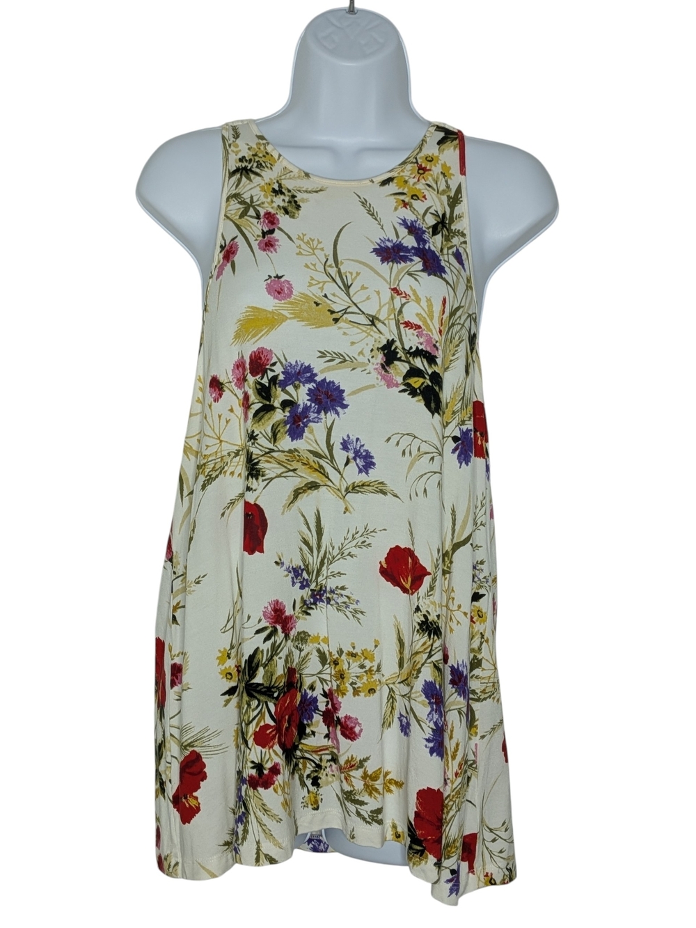 Anthropologie Akemi + Kin Floral Tank With Crochet Lace Panel In Back